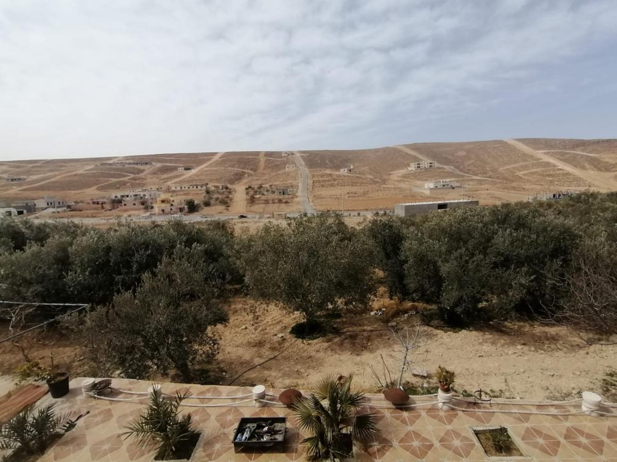 Farmer Stay Hostel Wadi Musa Exterior photo